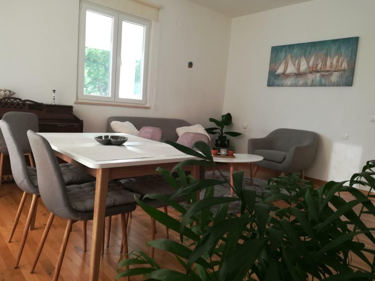 The Piano Apartment ซาวาลาติซา ภายนอก รูปภาพ